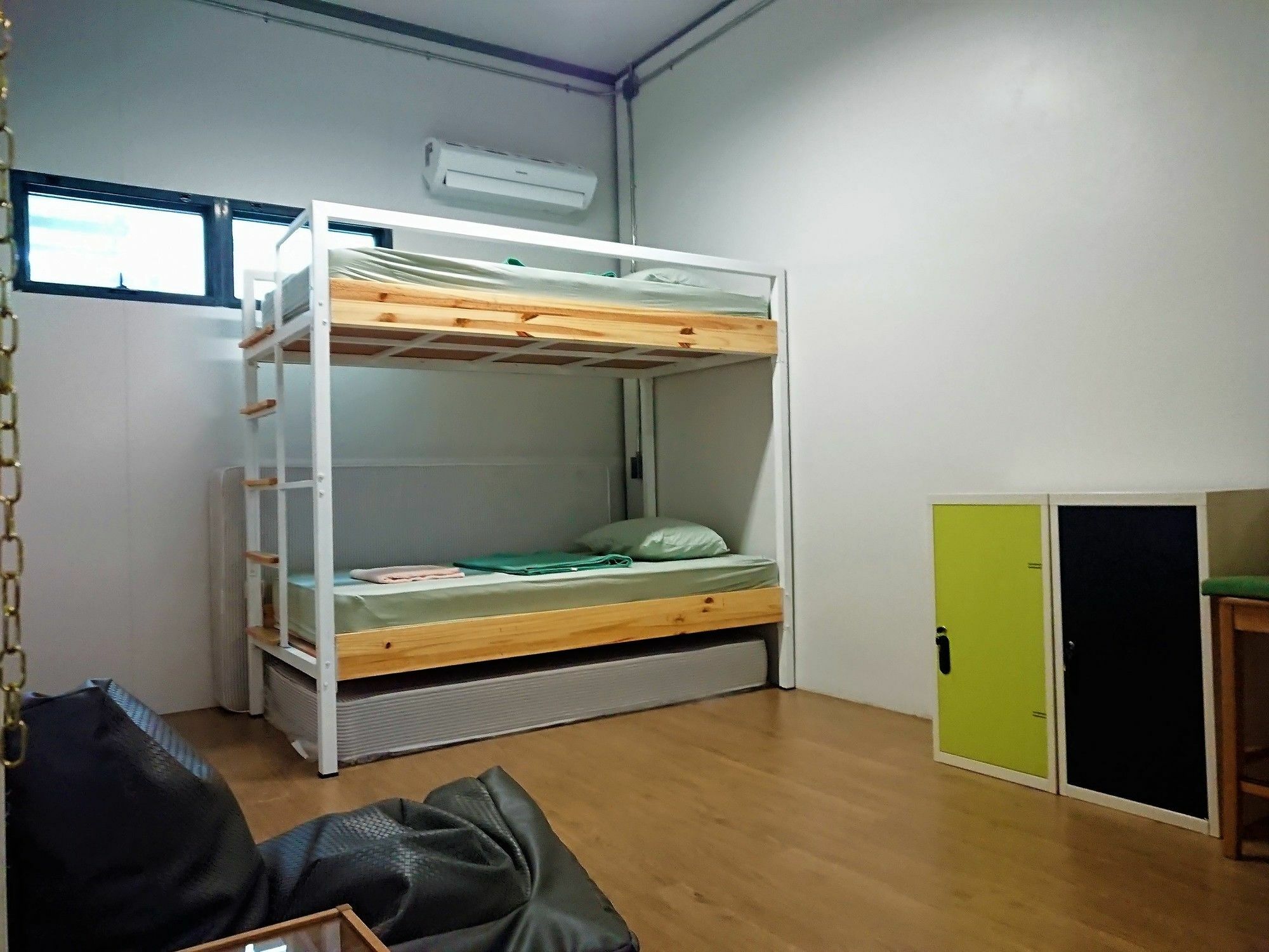 Hybrit Hostel&Cafe Hat Yai Exteriör bild